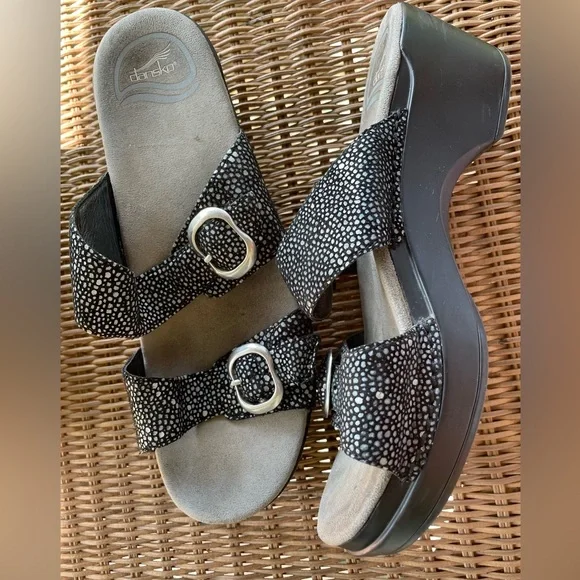 Dansko Black Sandals Sparkly Adjustable Comfort - Picture 2 of 7